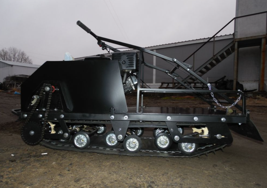 Мотобуксировщик AhtaR Зима 15 л/с с вариатором в Комсомольске-на-Амуре