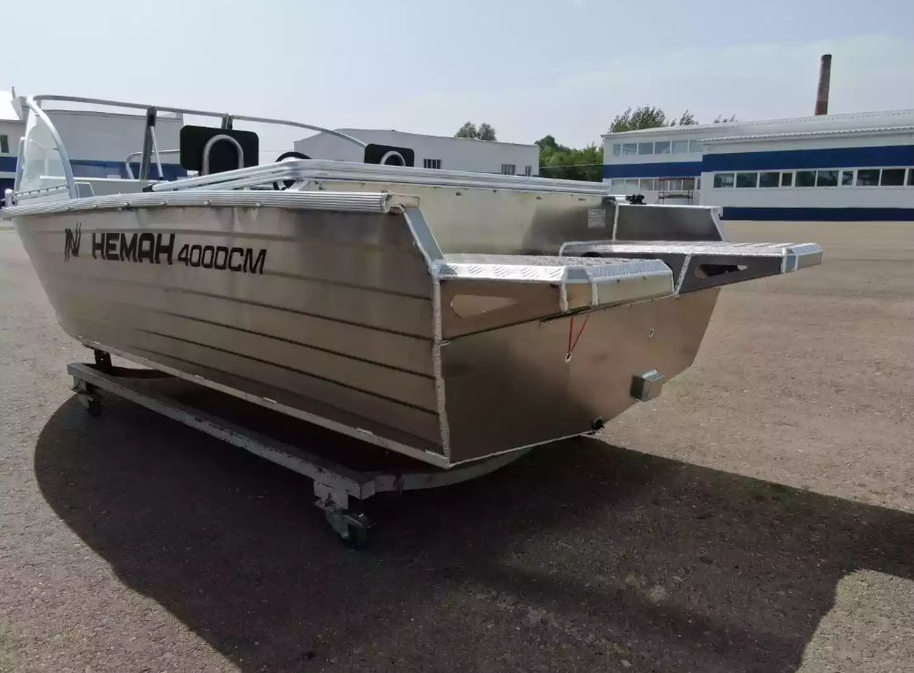 Алюминиевая лодка  Неман-400 DCM NEW в Комсомольске-на-Амуре