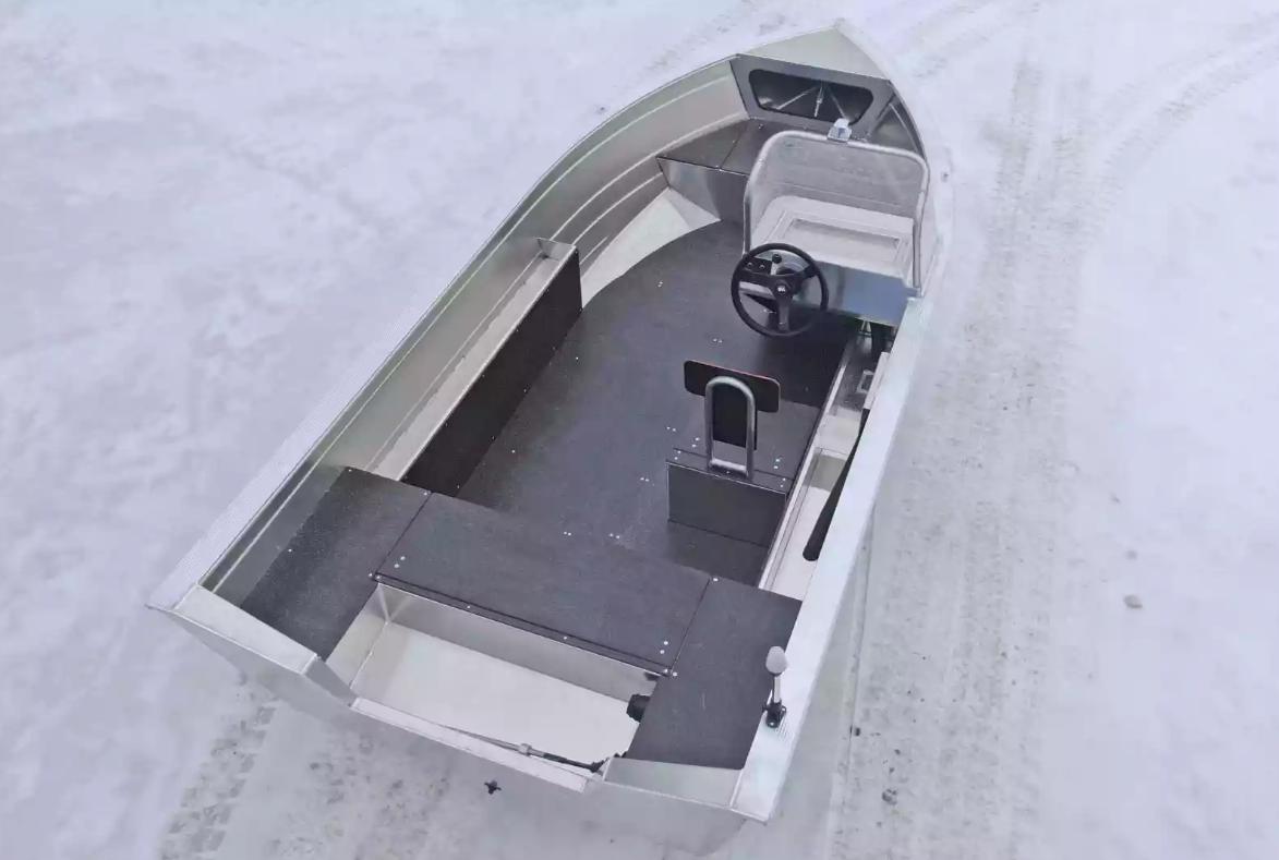 Алюминиевый катер Неман-400 С в Комсомольске-на-Амуре