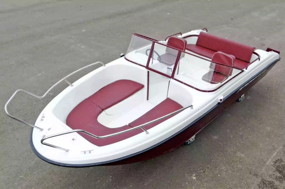 Комбинированный катер Neman-530 Open в Комсомольске-на-Амуре