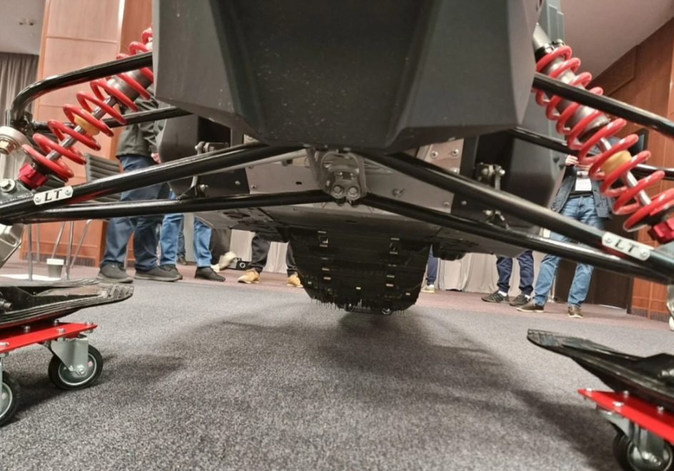 Снегоход AODES Siberiacross 1000 SWT 600mm LCD 6.8 в Комсомольске-на-Амуре