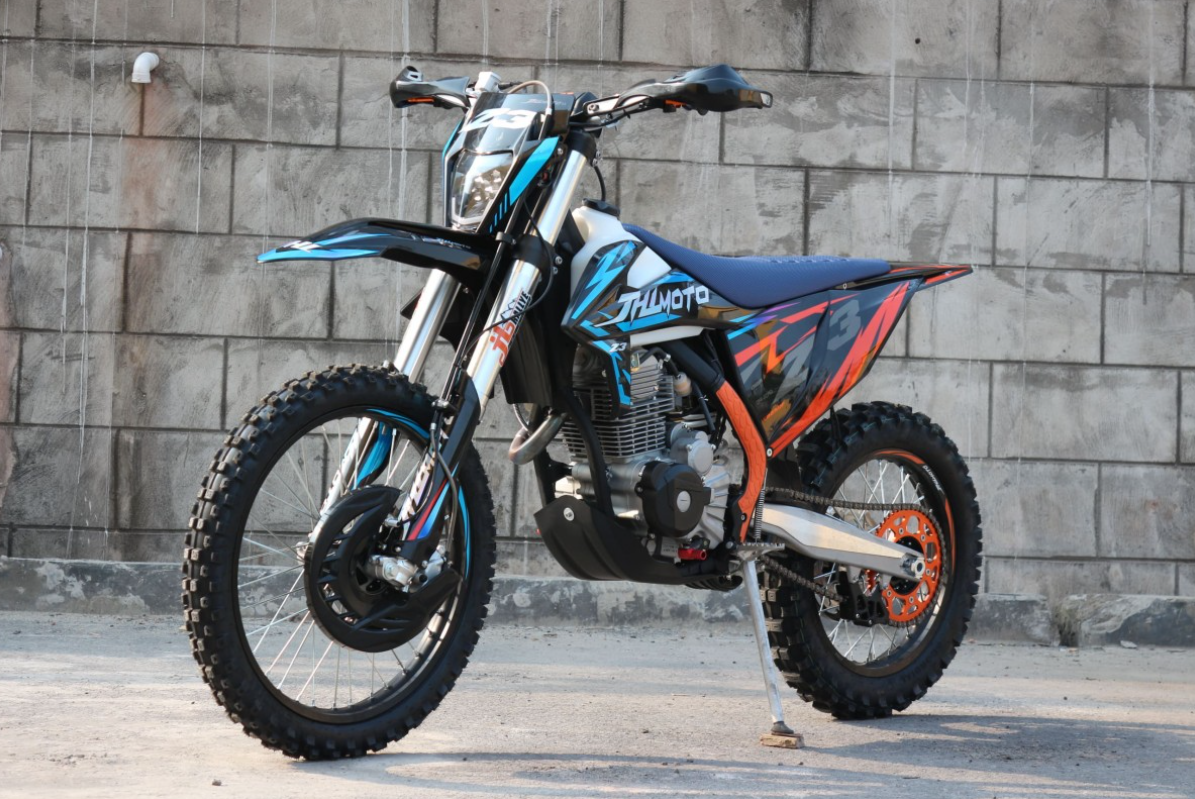 Мотоцикл JHLMOTO JHL Z3 CB250 (172FMM-3A) в Комсомольске-на-Амуре