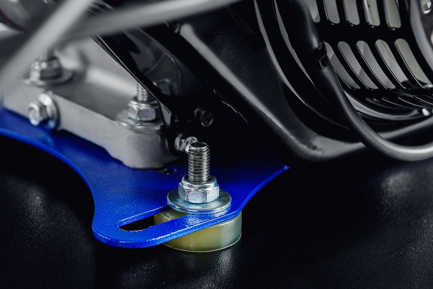 МОТОБУКСИРОВЩИК IKUDZO LONG 2.0 1700/500 EKR19 в Комсомольске-на-Амуре