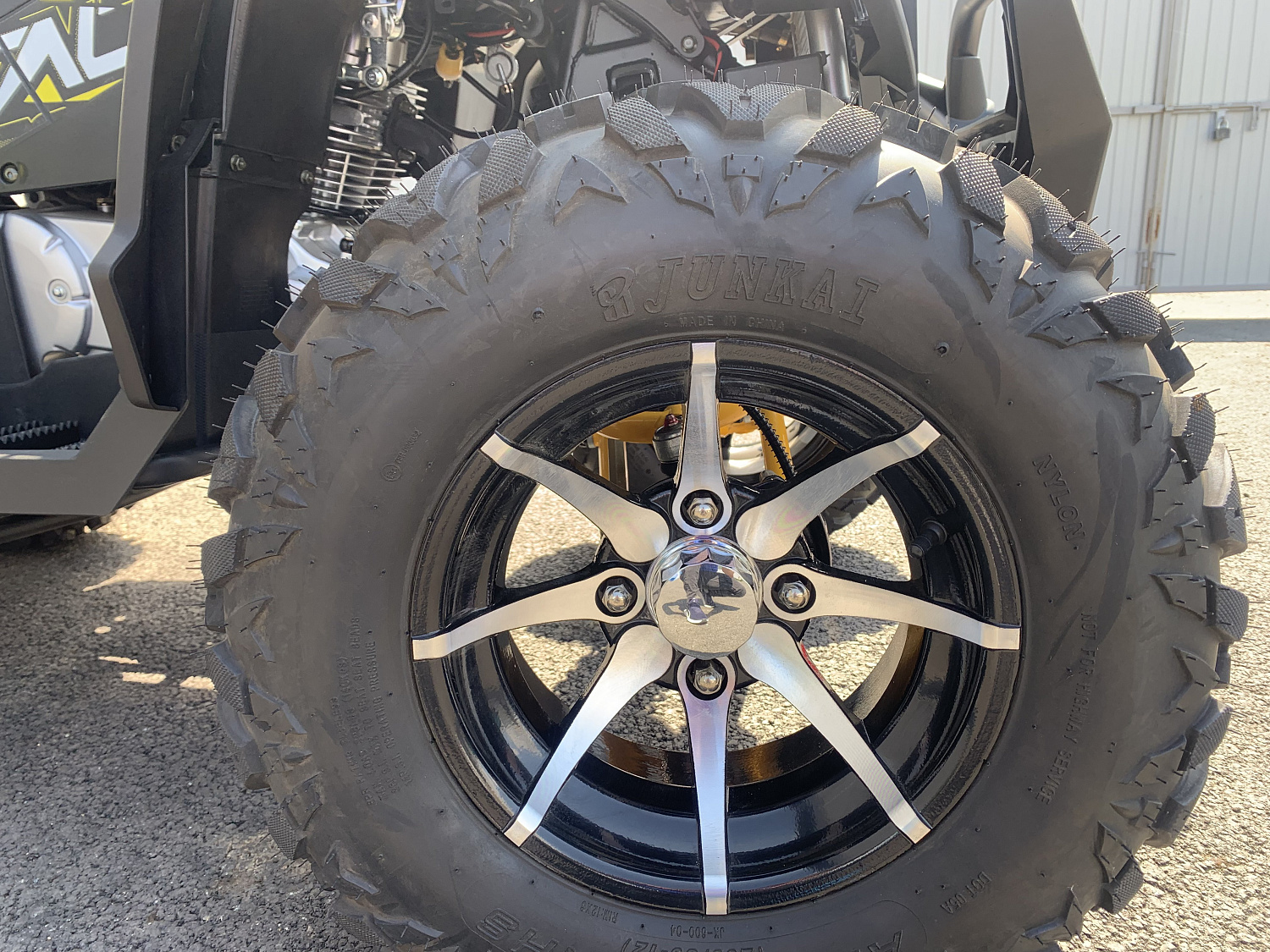 Квадроцикл PROMAX TAURUS 300 MAX-PRO в Комсомольске-на-Амуре