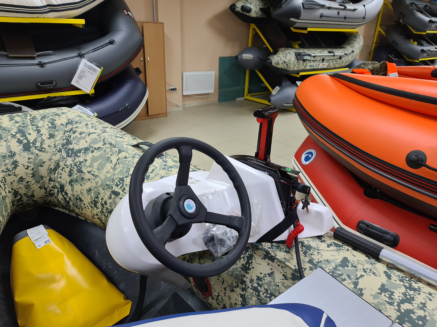 КОНСОЛЬ ПЛАСТИКОВАЯ ДЛЯ ДУ в Комсомольске-на-Амуре