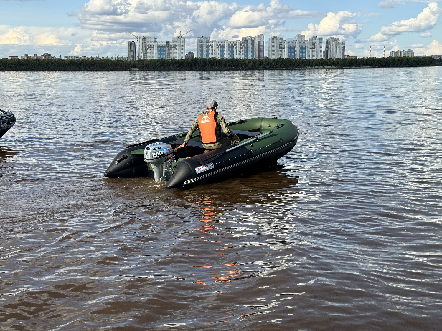 Лодка MISHIMO BIG FLOOR 380 в Комсомольске-на-Амуре