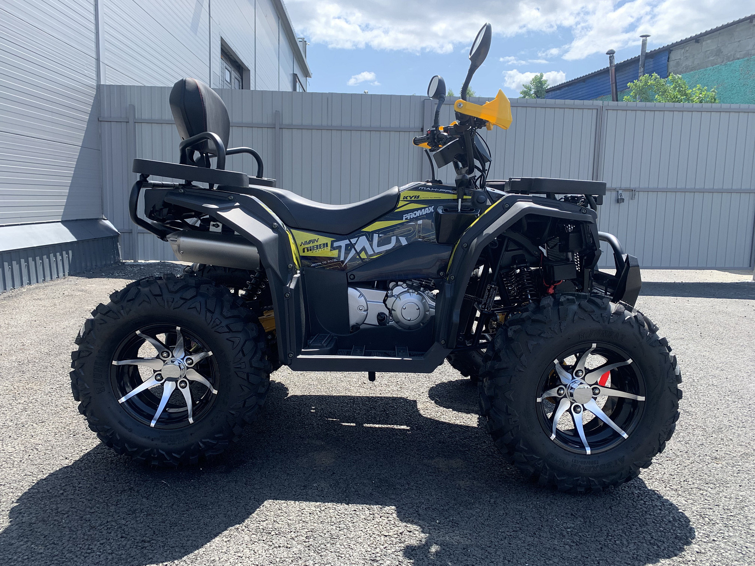 Квадроцикл PROMAX TAURUS 300 MAX-PRO в Комсомольске-на-Амуре