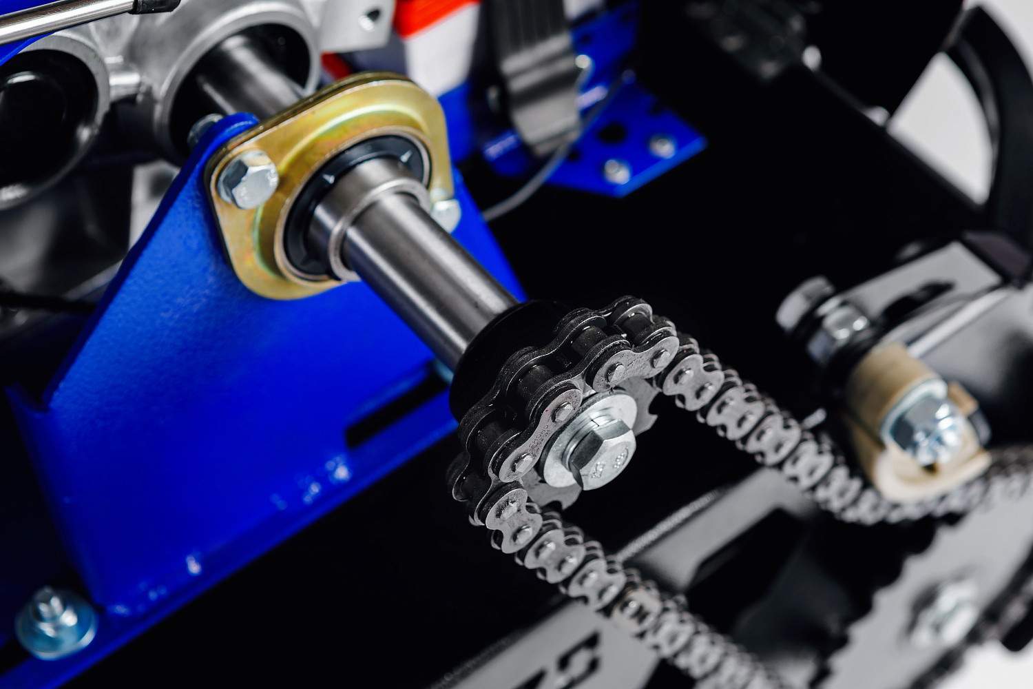 МОТОБУКСИРОВЩИК IKUDZO LONG 2.0 1700/500 EKR19 в Комсомольске-на-Амуре