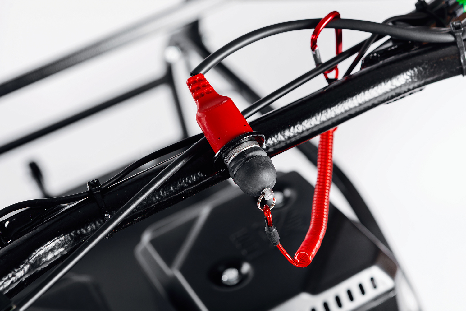 МОТОБУКСИРОВЩИК IKUDZO LONG 2.0 1700/500 EKR19 в Комсомольске-на-Амуре