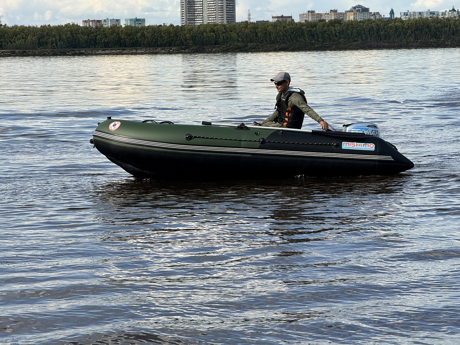 Лодка MISHIMO BIG FLOOR 380 в Комсомольске-на-Амуре