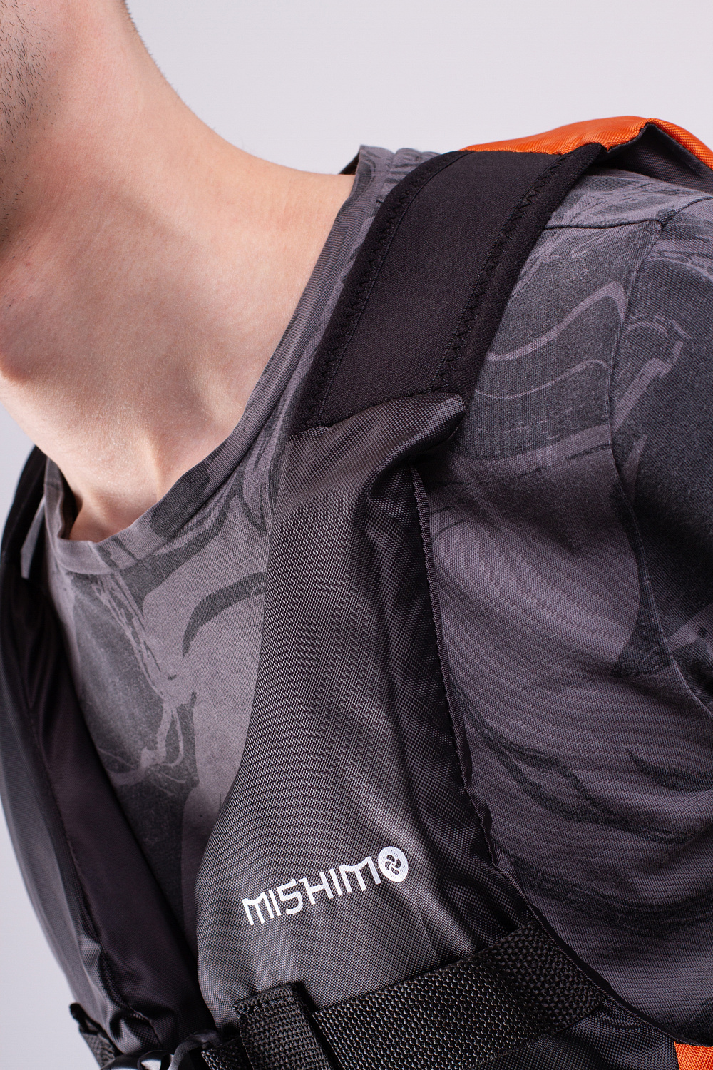 Жилет спасательный MISHIMO PRO Премиум качества Черно-оранжевый в Комсомольске-на-Амуре