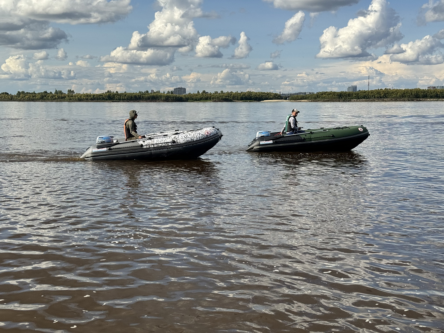 Лодка MISHIMO BIG FLOOR 440 в Комсомольске-на-Амуре