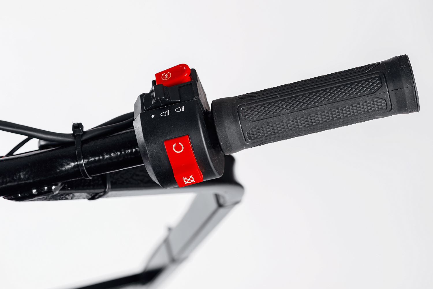 МОТОБУКСИРОВЩИК IKUDZO LONG 2.0 1700/500 EKR19 в Комсомольске-на-Амуре