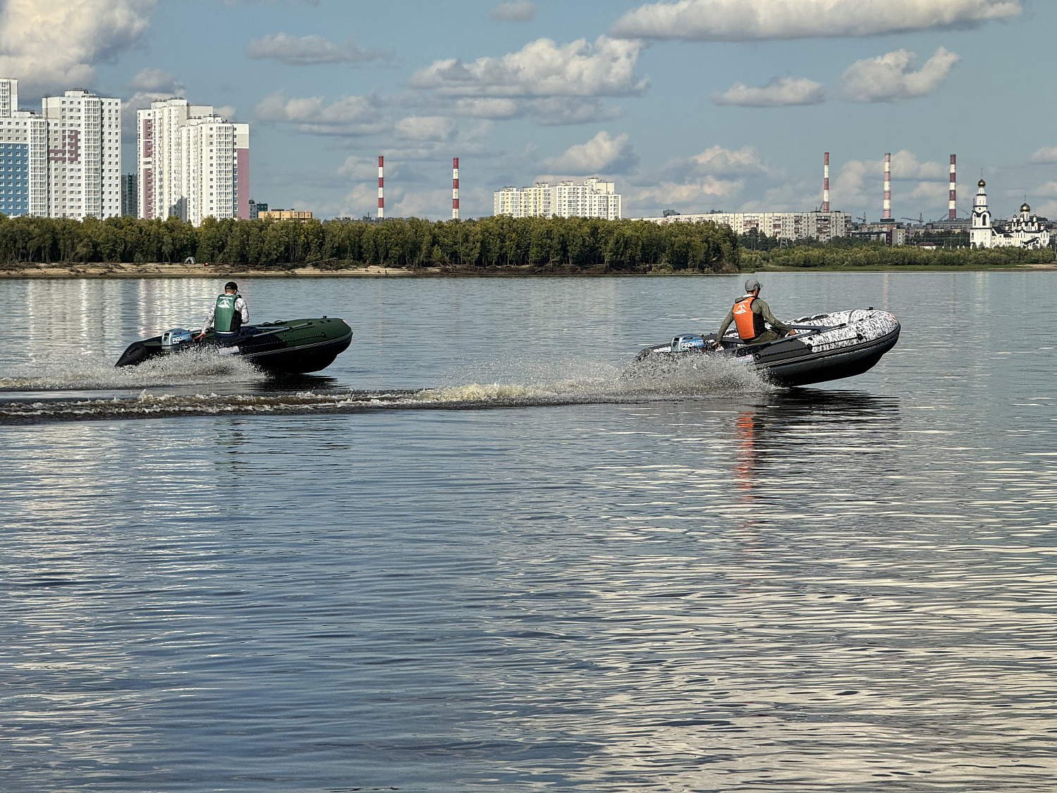 Лодка MISHIMO BIG FLOOR 440 в Комсомольске-на-Амуре